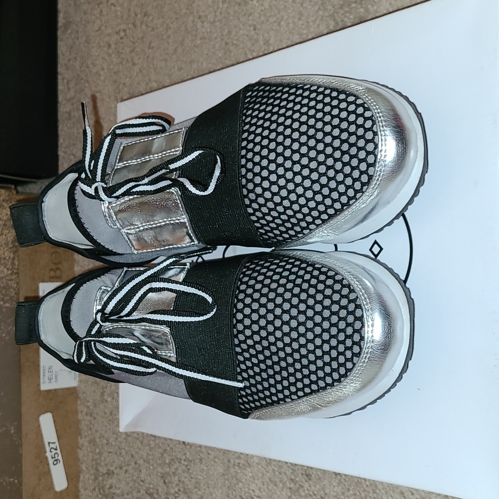used like new sneakers